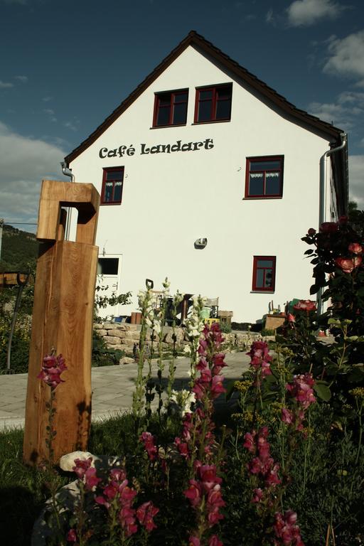 Апартаменты Cafe Landart Im Thueringer Finistere Plaue  Номер фото