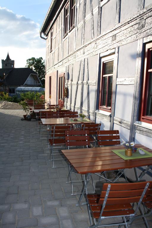 Апартаменты Cafe Landart Im Thueringer Finistere Plaue  Экстерьер фото