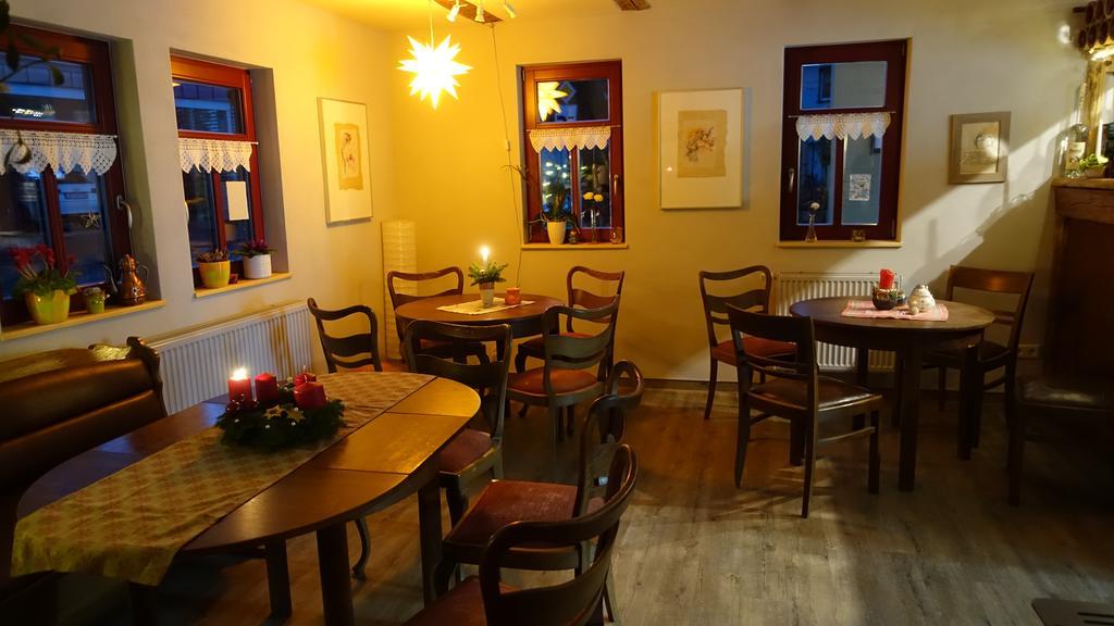 Апартаменты Cafe Landart Im Thueringer Finistere Plaue  Экстерьер фото